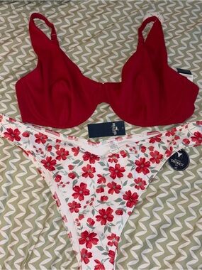 Red Ribbed Underwire Bikini Top with Ribbed Floral High-Cut Bottoms